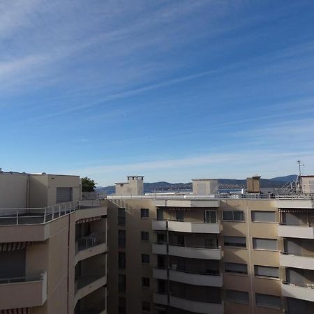 Appartement Promenade Des Bains Saint-Raphael  Bagian luar foto